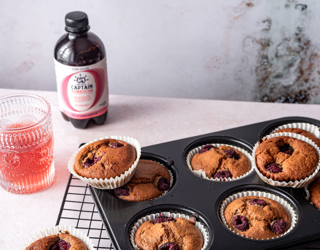 muffins de kombucha de framboesa